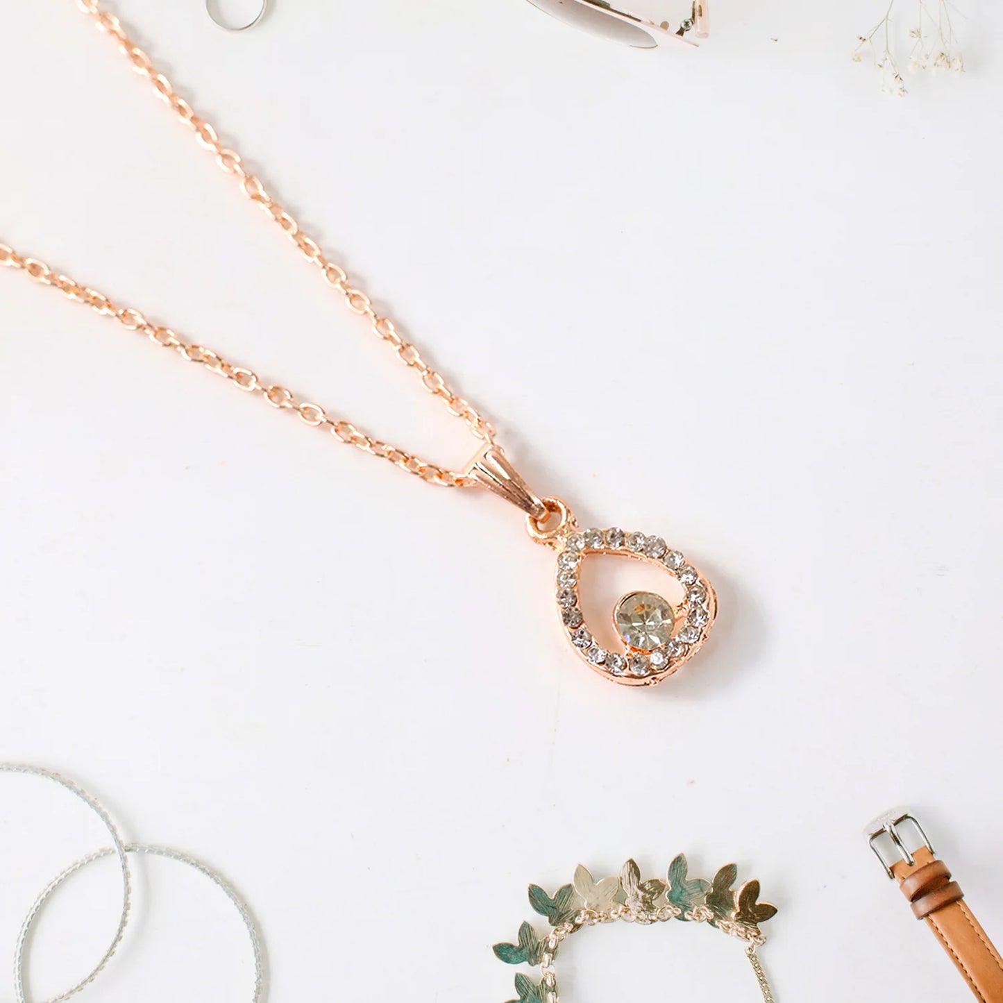 Teardrop Pendant Necklace Jewellery For Women And Girls (1Pc)