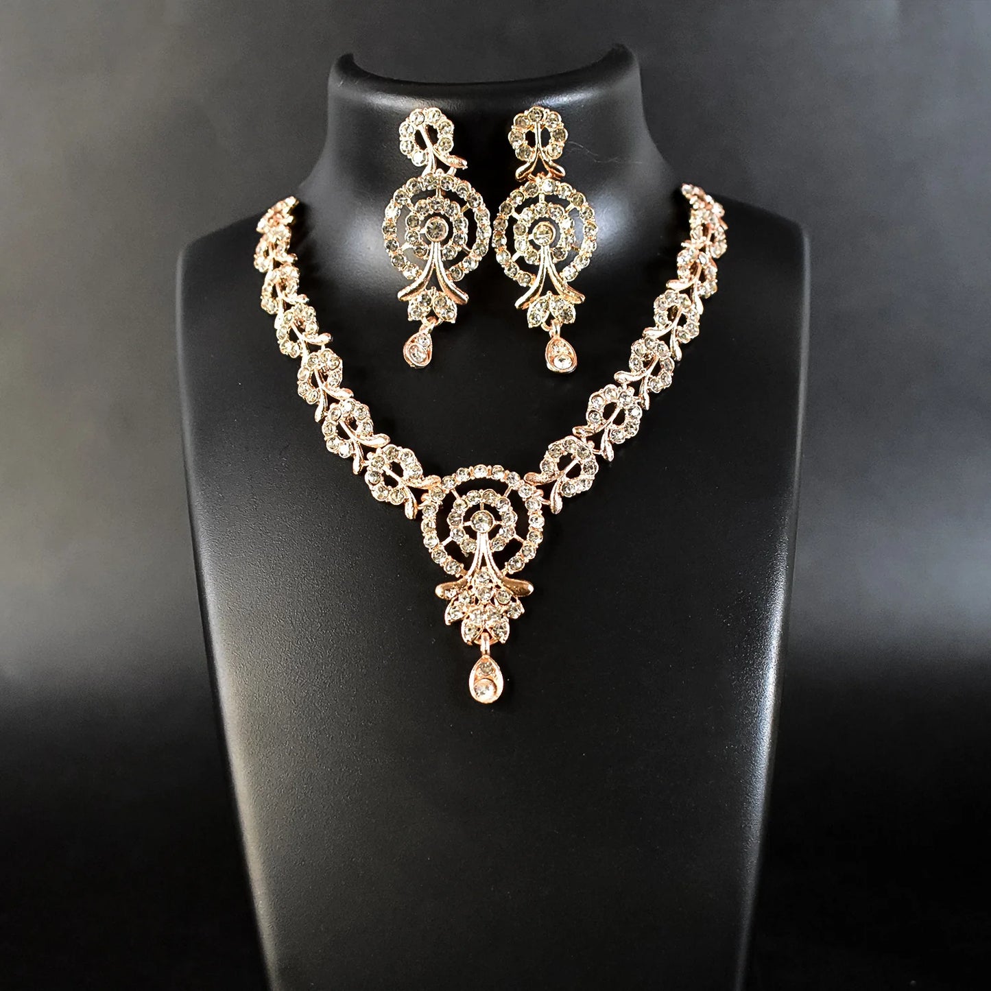 Premium White Diamond Necklace with Earring Set.